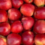 تفاح إيطالي أحمر – درجة اولى بطعم سكري